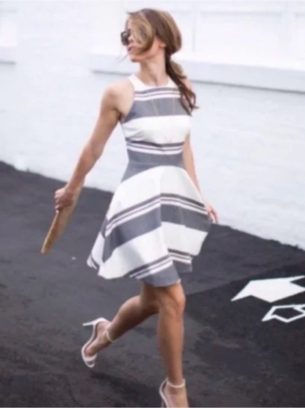 Elizabeth And James
Magdalena Stripe Dress size 2